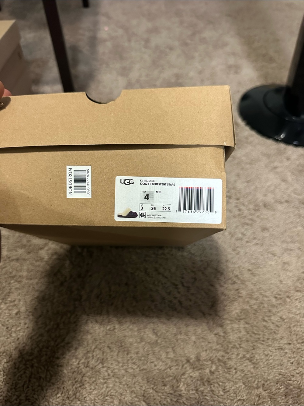 UGG Tan Iridescent Stars Slipper Box